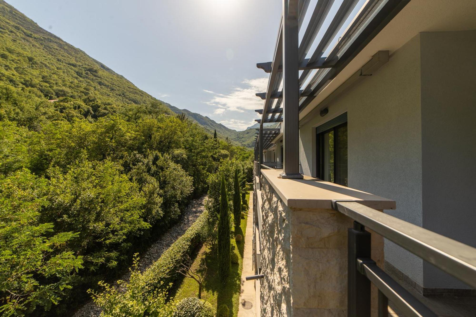 Green Bay Apartments Morinj Kotor Exterior foto